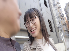 素人セフレドキュメント 何度パイズリされても飽きない超絶爆乳OLはな サンプル動画サムネイル